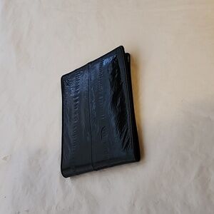 UNBRANDED SNAKE SKIN WALLET